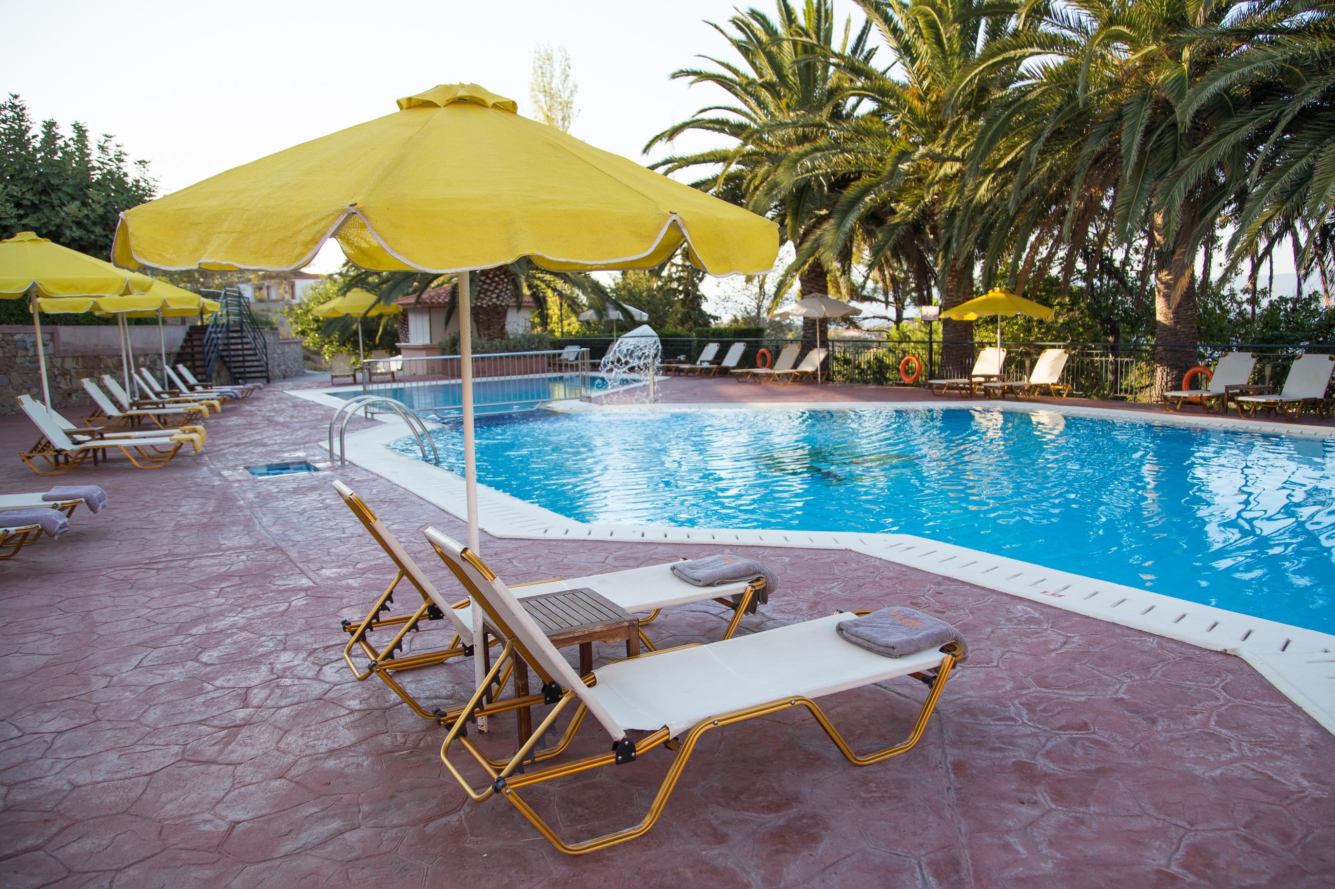 Sunrise Resort Hotel Mithimna Ngoại thất bức ảnh