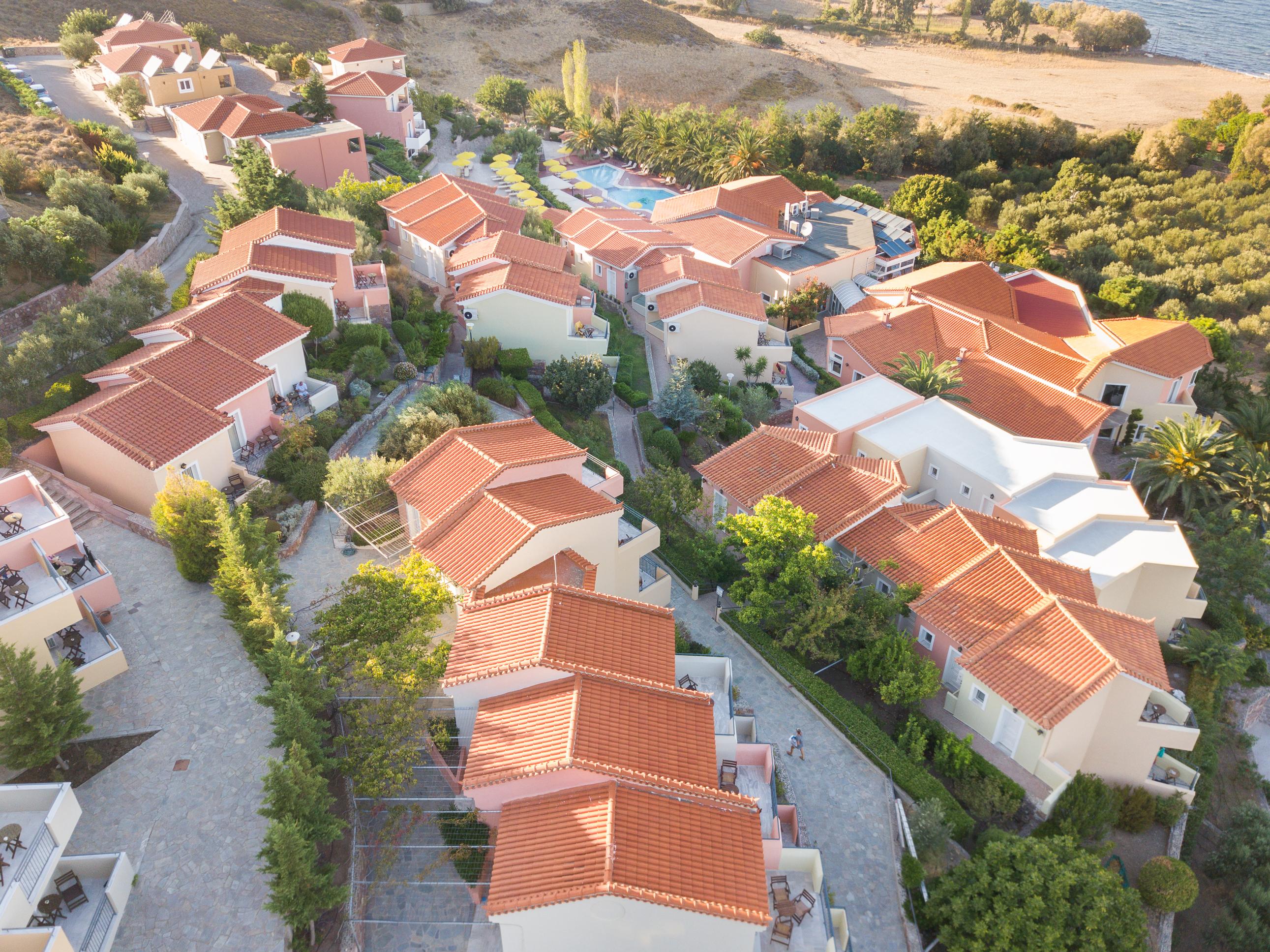 Sunrise Resort Hotel Mithimna Ngoại thất bức ảnh